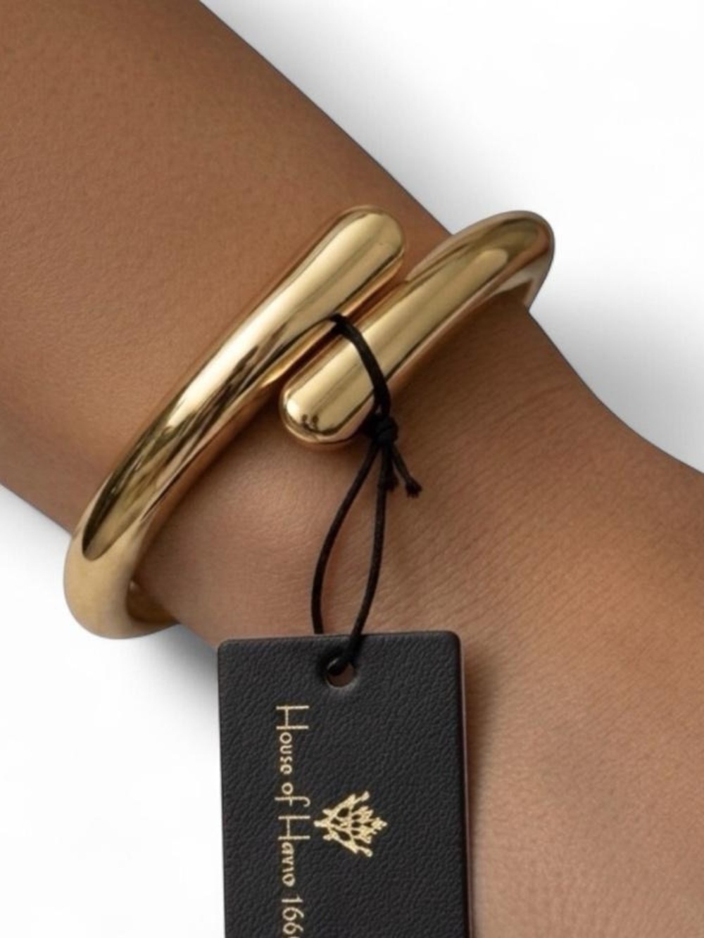 NWT House of Harlow Gold Bangle